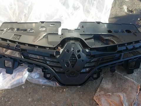 Grila radiator Renault Clio 4