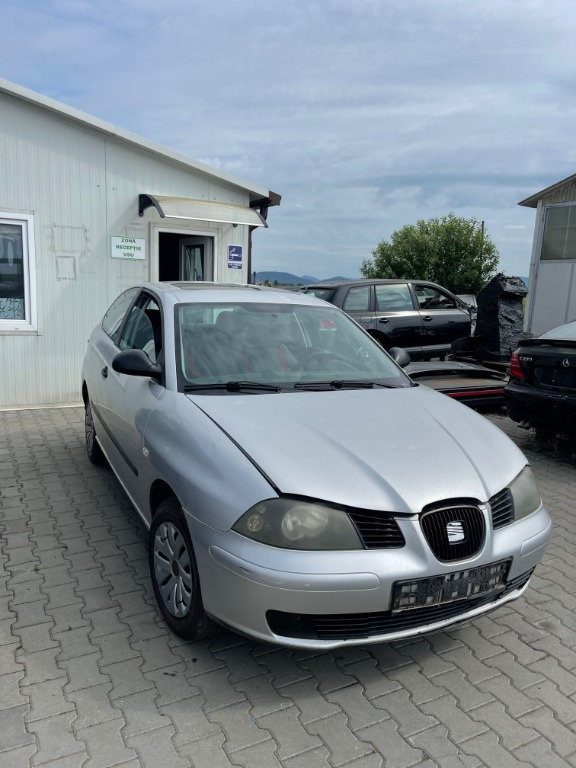 Grila radiator Seat Ibiza 2003 COUPE 3 USI 1.2 BENZINA