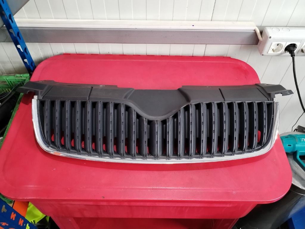 Grila radiator Skoda Fabia 2