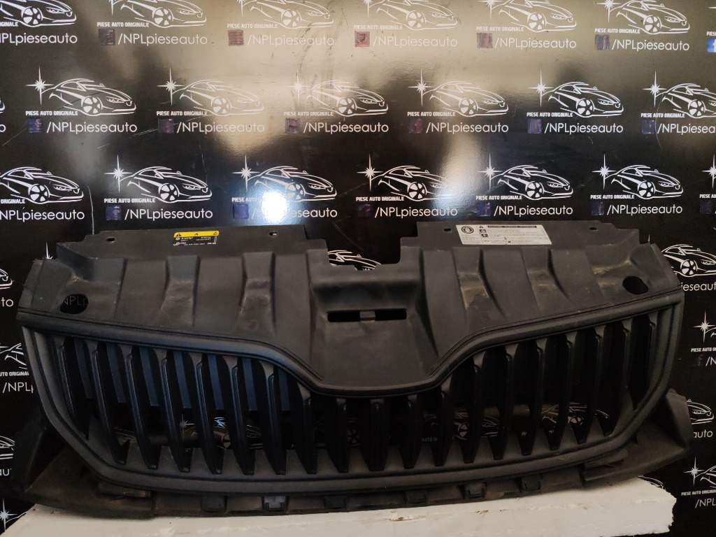 Grila radiator Skoda Fabia 3 6V0853653A