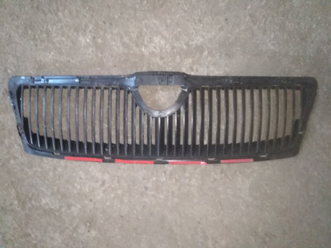 Grila radiator Skoda Octavia 2, cod 1Z0853668