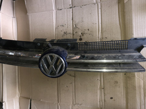 Grila radiator Volkswagen VW Golf 4 [1997 - 2006] Hatchback 3-usi 1.4 MT (75 hp)