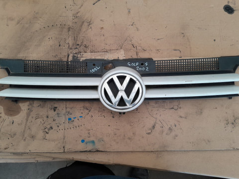 Grila radiator Volkswagen VW Golf 4 [1997 - 2006] Hatchback 5-usi 1.4 MT (75 hp)