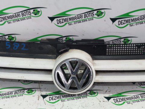 Grila radiator Volkswagen VW Golf 4 [1997 - 2006] wagon 1.9 SDI MT (68 hp)