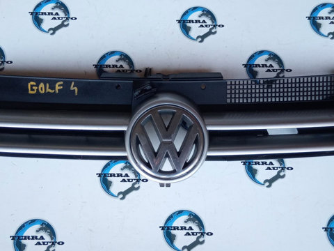 Grila radiator VW Golf 4