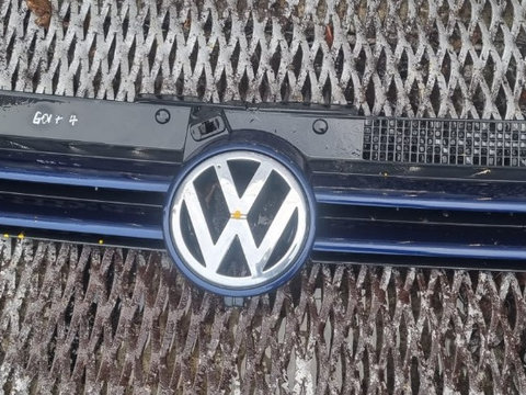 Grila radiator VW Golf 4