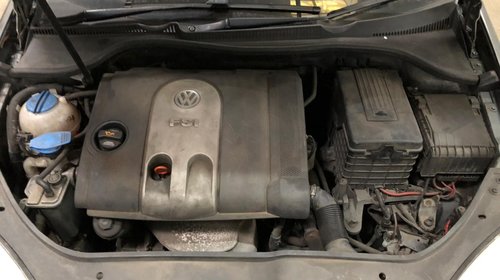 Grila radiator VW Golf 5 2007 Hatchback 