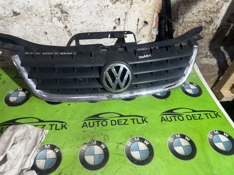 Grila radiator Vw touran 2005