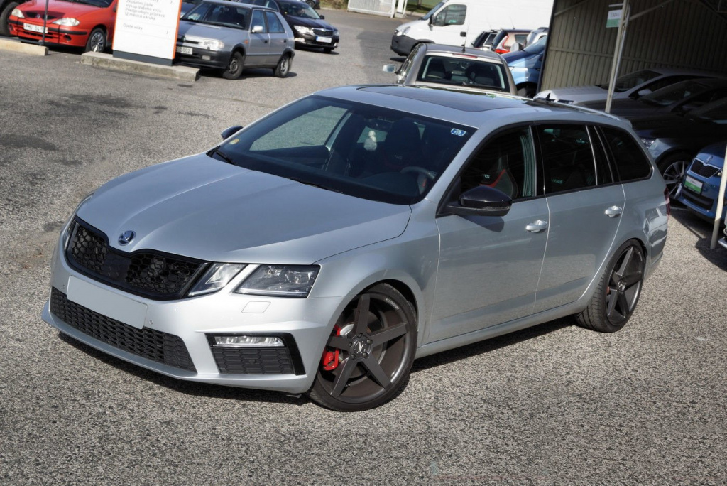Grila SKODA OCTAVIA III RS FACELIFT O3RS