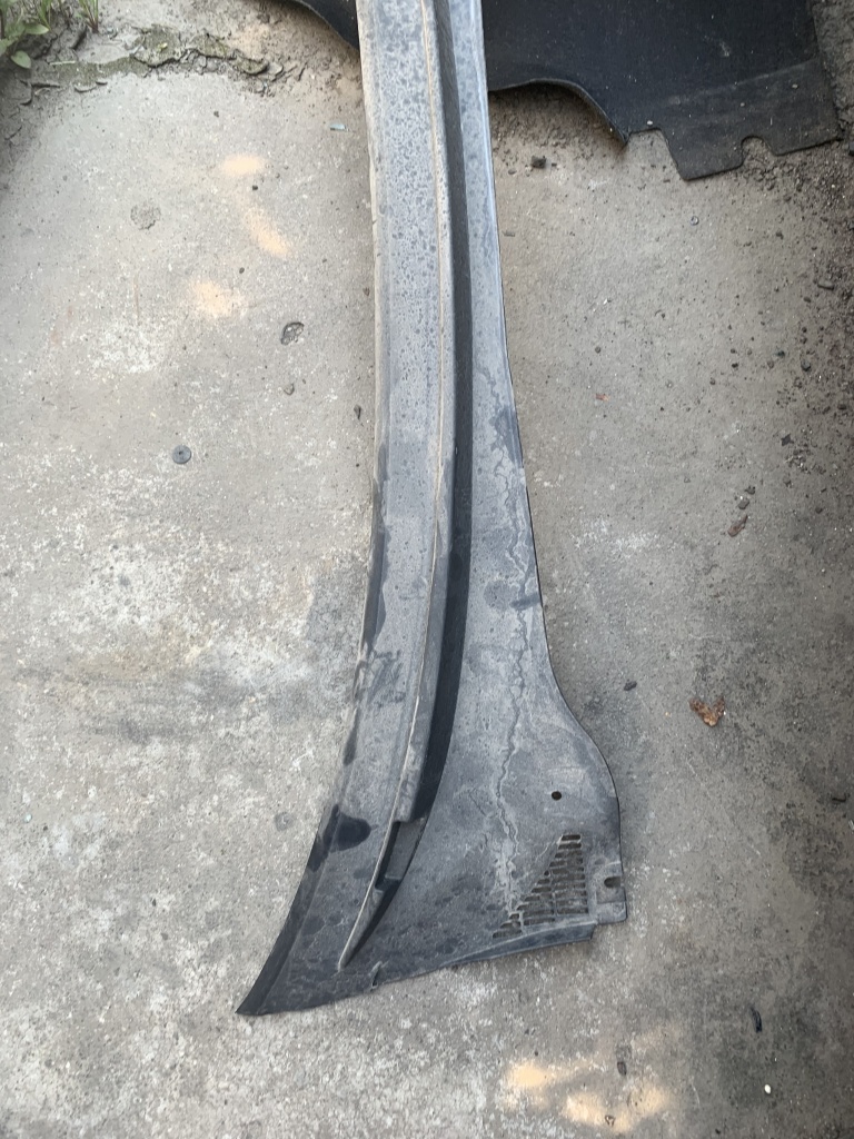 Grila stergator Fiat Grande Punto 2008
