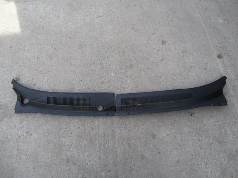 GRILA Stergator PARBRIZ HYUNDAI SANTA FE 1 FAB. 2001 - 2006 ( VOLAN DREAPTA )