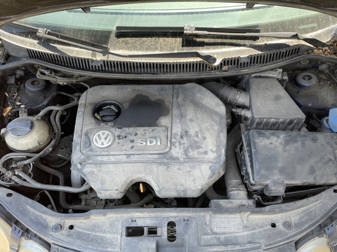 Grila stergator Volkswagen VW Polo 4 9N [2001 - 2005] Hatchback 5-usi 1.9 SDI MT (64 hp)