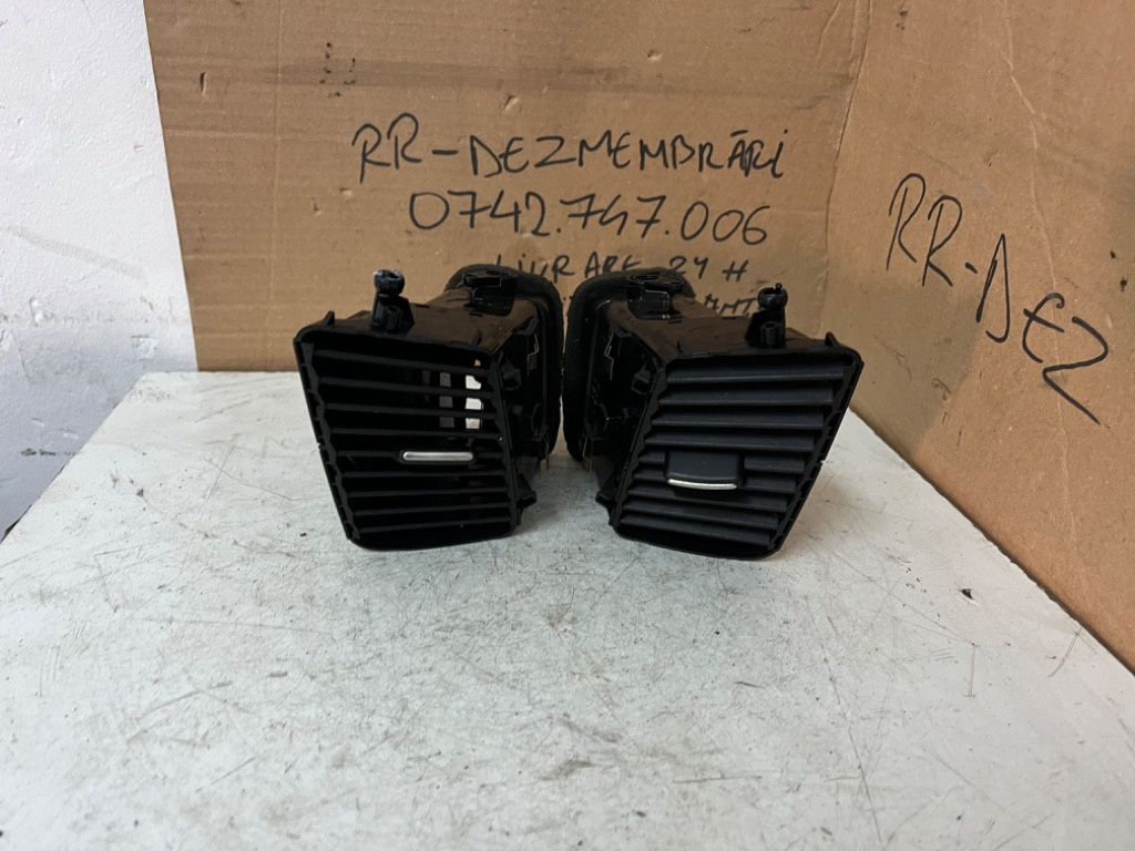 Grila ventilație centrală stanga dreapta VW Sharan 7N0858069 2009-2018