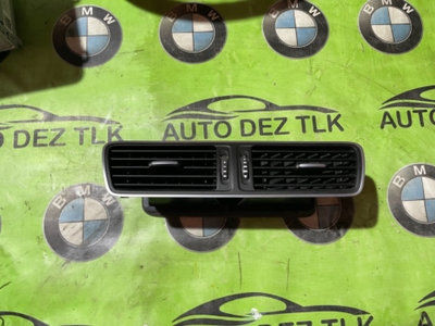 Grila ventilație centrala Vw Passat Cc 2010