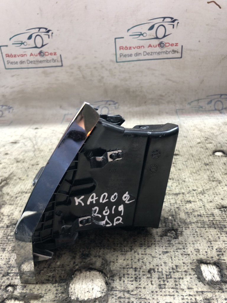 Grila ventilație dreapta Skoda Karoq 20