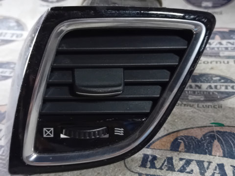 Grila ventilație stânga Mazda 3 2014