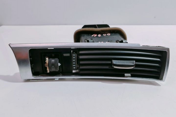 Grila Ventilatie 4F2820902D Audi A6 4F/C6 [2004 - 2008]