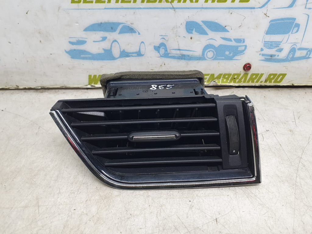 Grila ventilatie 5e0819702e Skoda Octavia 3 [facelift] [2017 - 2020] 1.5 TSI DHFA