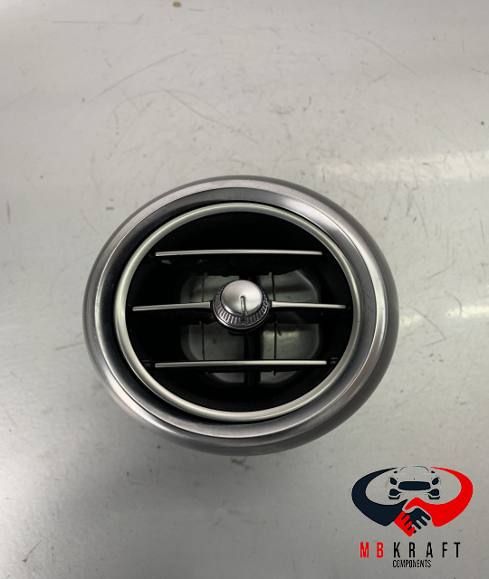 Grila ventilatie A2058304000 A 205 830 40 00 Mercedes-Benz C-Class W205/S205/C205 [2014 - 2018] Sedan 4-usi