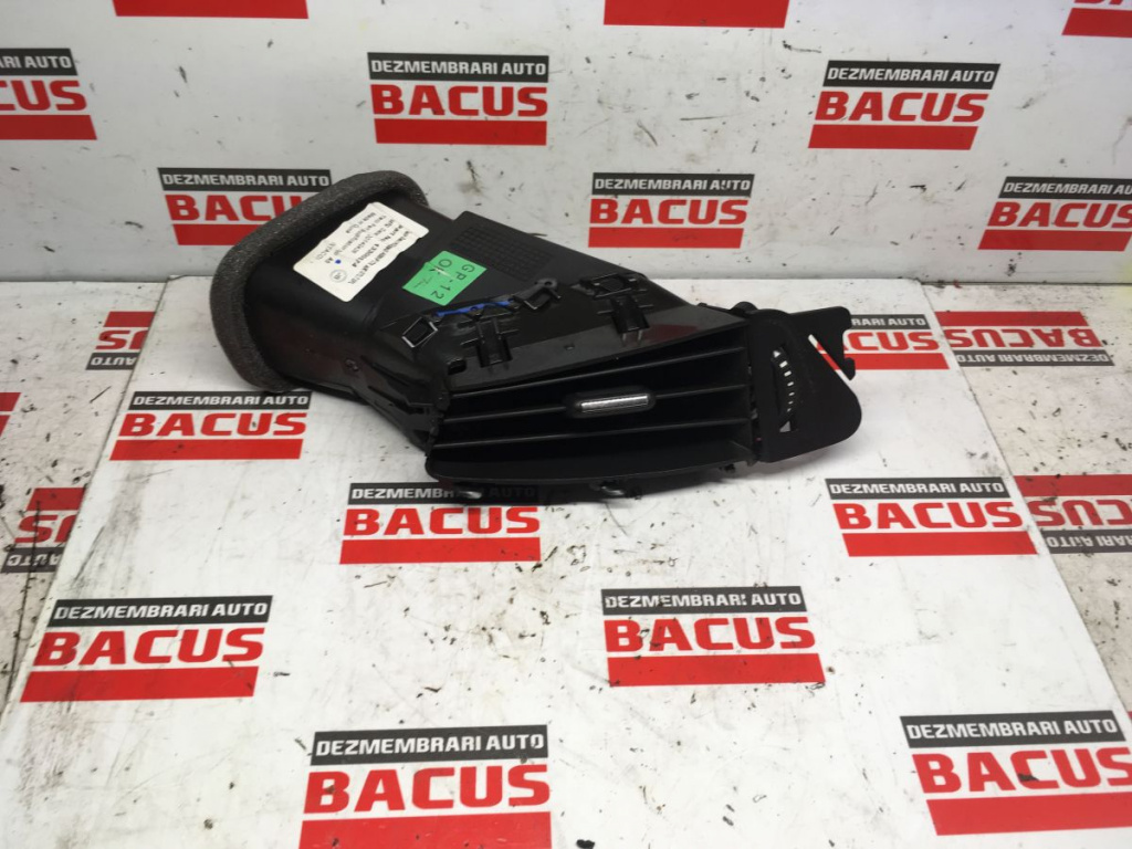 Grila Ventilatie Aer Din Bord Opel ASTRA J ; CASCADA AN- 2015; COD-13300574