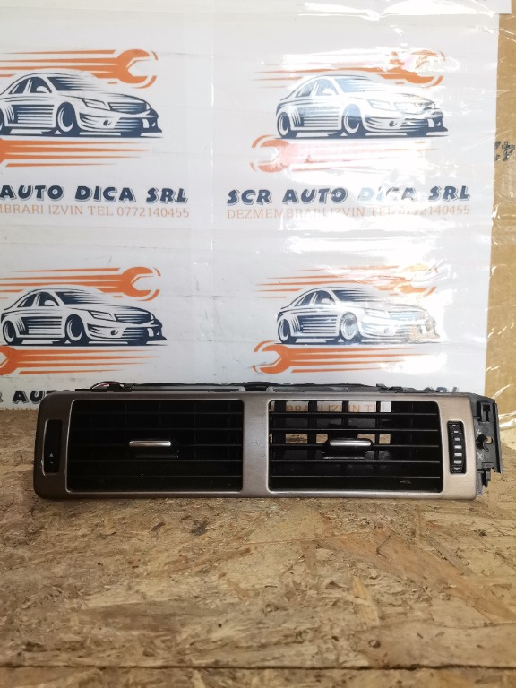 Grila ventilatie bord 4B1820951 Audi A6 4B/C5 [199