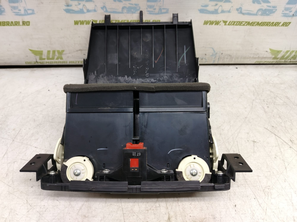 Grila ventilatie bord 73821-65j0 Suzuki 