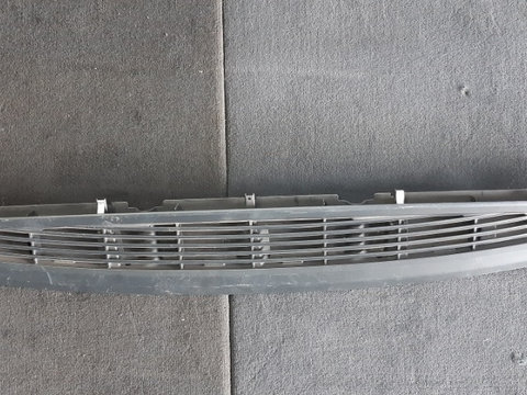 GRILA VENTILATIE BORD BMW SERIA 5 G30 COD:7384524