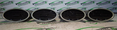 Grila ventilatie bord centru Ford Focus 2 [2004 - 