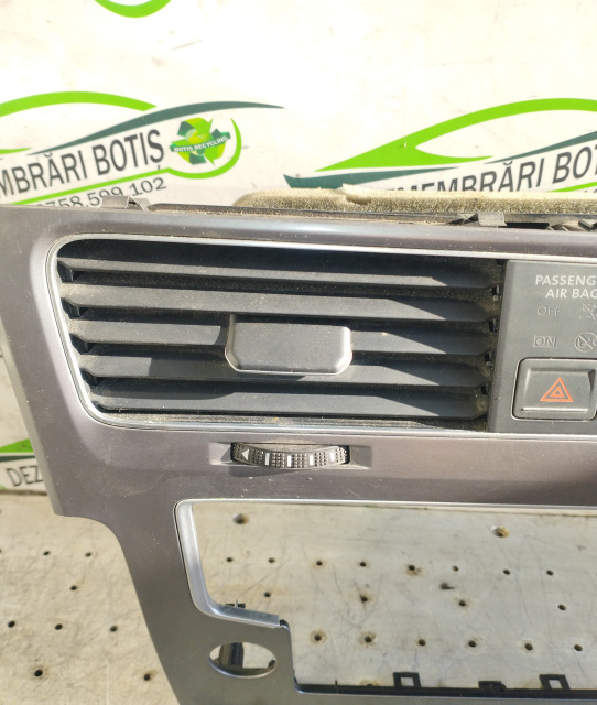 Grila ventilatie bord centru Volkswagen 