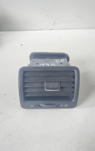 Grila ventilatie bord dreapta 1K0819710 Volkswagen VW Golf 5 [2003 - 2009] Variant wagon 2.0 TDI MT (140 hp) BMM