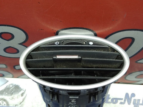 Grila ventilatie bord Ford Focus 2 2004-2009