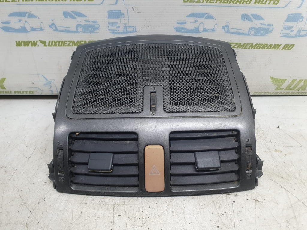 Grila ventilatie bord Toyota Auris [2006 - 2010]