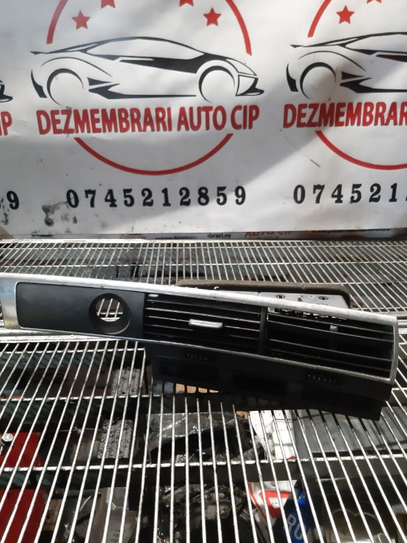 Grila ventilatie centrala Audi A6 C6 cod 4f1820951