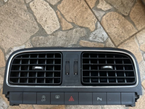 Grila ventilatie centrala bord VW Polo 6R cod: 6c0819728