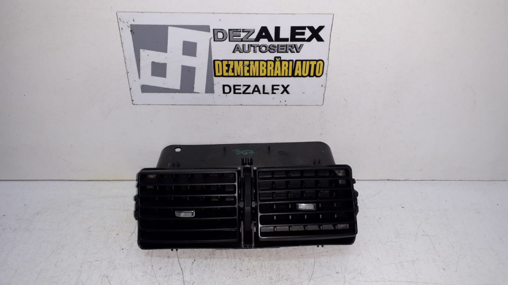 Grila ventilatie centrala Peugeot 307 cod 9634511177