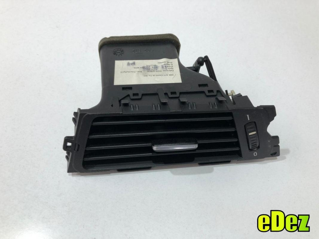 Grila ventilatie dreapta fata BMW Seria 3 (2005-2012) [E90] 9130466