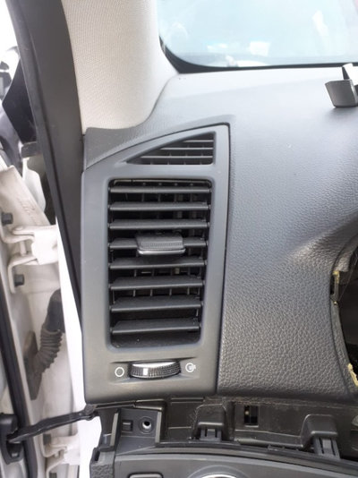 Grila ventilatie Hyundai i40 2016 1.7 diesel 141HP