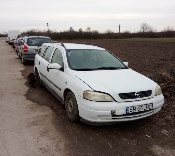 Grila ventilatie parbriz Opel Astra G [1998 - 2009] wagon 5-usi 1.7 DTi MT (75 hp) Opel Astra G 1.7 DTi, Y17DT