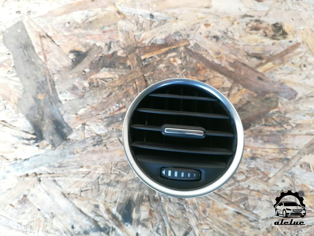 Grila ventilatie Seat Exeo an 2008-2013, cod 3R0820951