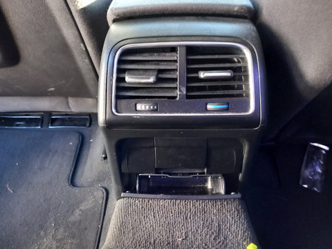 Grila ventilatie spate Audi A4 B8/ berlina