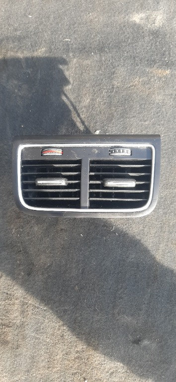 Grila ventilatie spate Audi Q5 8R / A4 B8 8K / A5 