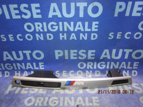 Grile aerisire BMW E90 2006; 6982457 (centru)