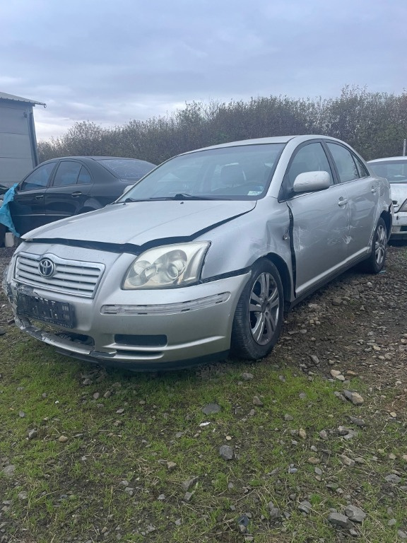 Grile bord Toyota Avensis 2004 berlina 1.6 benzina