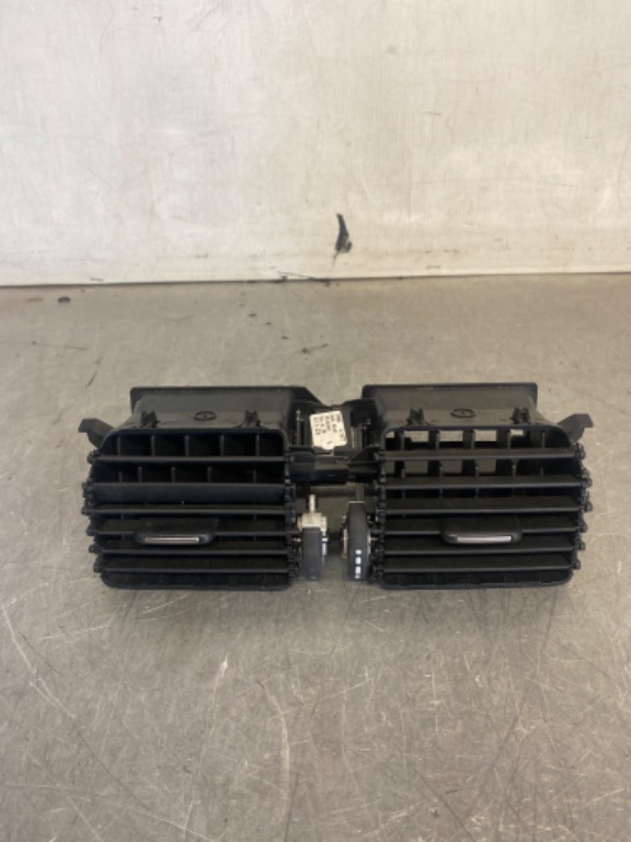 Grile centrale ventilatie bord volvo xc60 1006806 06777080 06777081