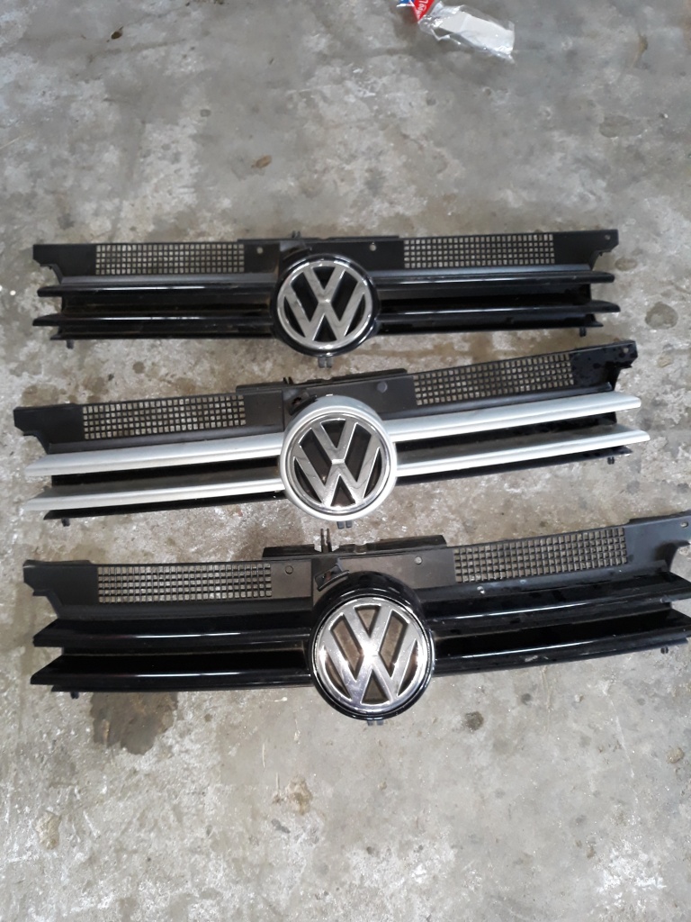 Grile Fata Volkswagen Golf 4