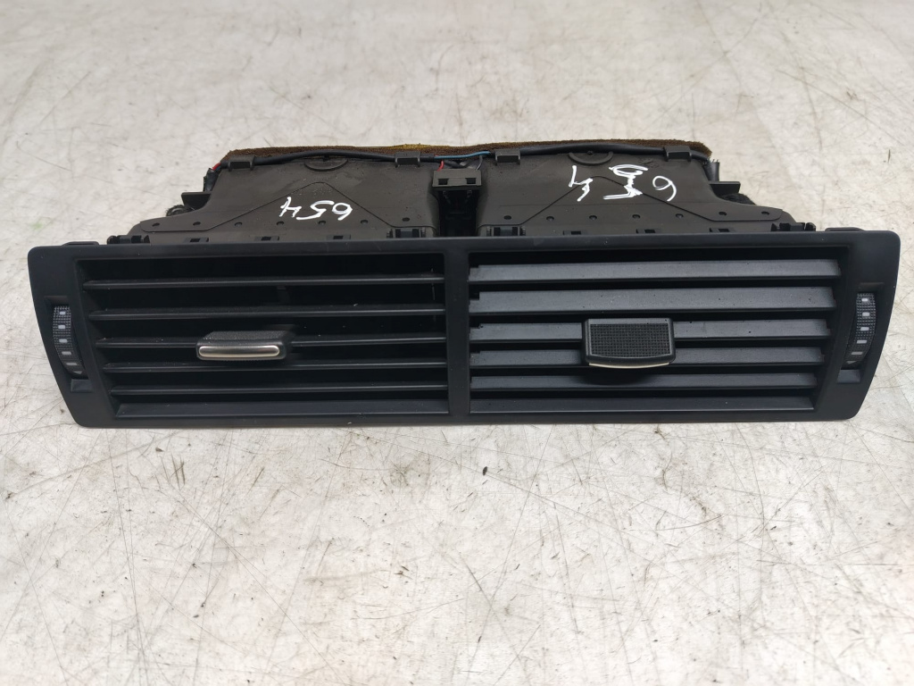 Grile ventilatie bord 8e0820951h Audi A4 B7 [2004 - 2008]