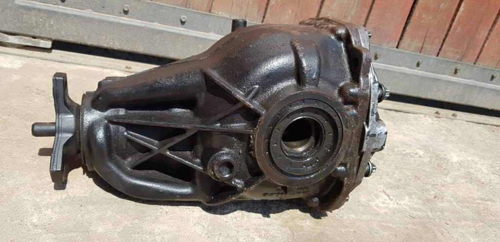 Grup diferential spate Mercedes C Class W203 C180 Kompressor cod A2033510008