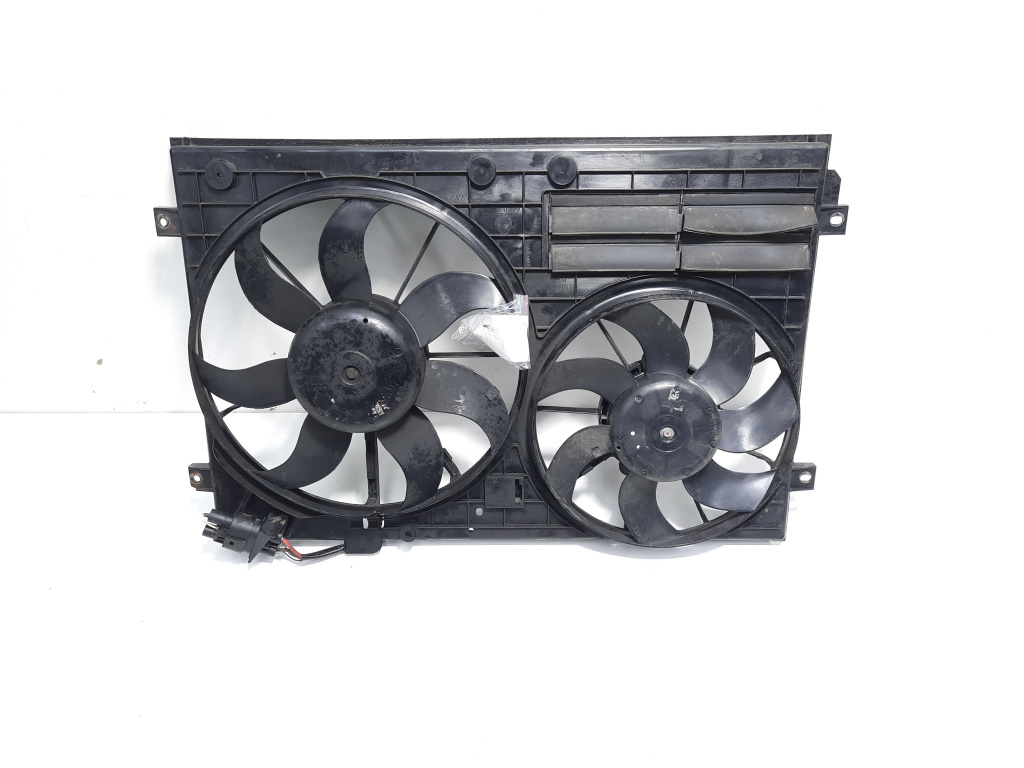 Grup electroventilatoare, cod 1K0121207AA, Vw Jetta 3 (1K2) 2.0 TDI, BMM (idi:476151)