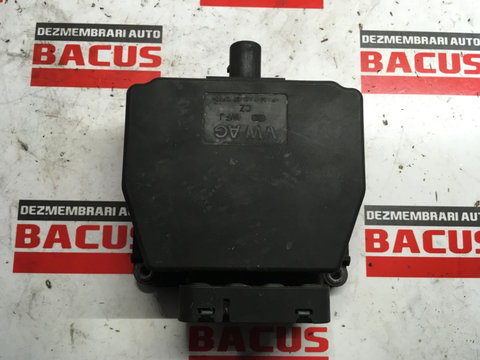 Grup vacuum Volkswagen Golf 5 cod: 6q0906625