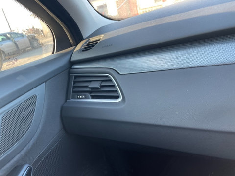 Gura / grila ventilație stanga fata Peugeot 508 2014